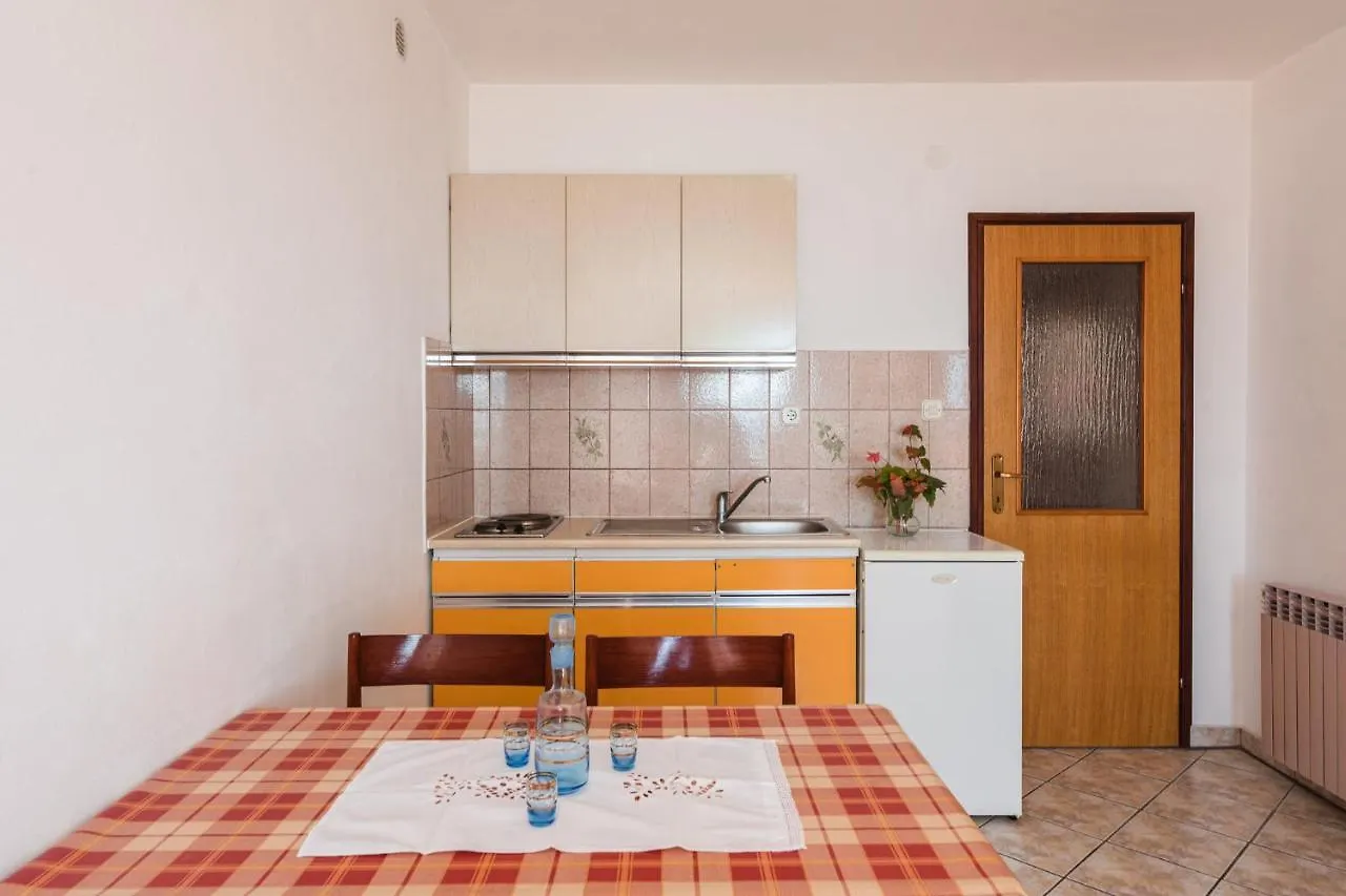 Apartment Ivan Crikvenica